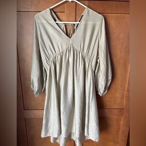 H & M pale green dress medium